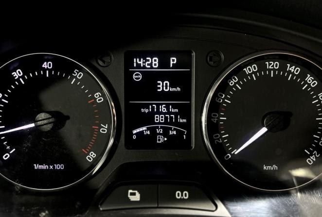 Skoda Rapid I с пробегом 2015 года, цена 970 000 рублей, 88771 км, лифтбек, Автокод Объявления
