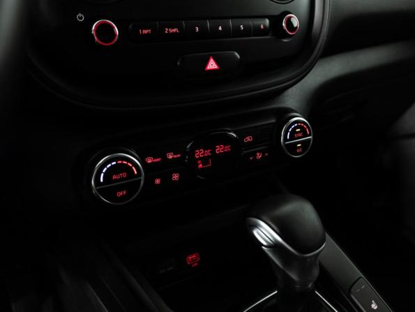Kia Soul III с пробегом 2020 года, цена 1 950 000 рублей, 66000 км, хэтчбек, Автокод Объявления