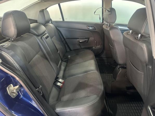 Opel Astra H Рестайлинг с пробегом 2008 года, цена 350 000 рублей, 298000 км, седан, Автокод Объявления