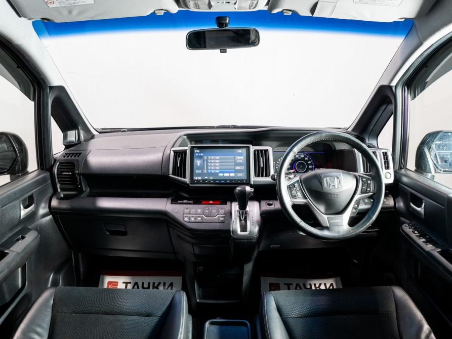 Honda Stepwgn IV Рестайлинг Чита  - изображение 7