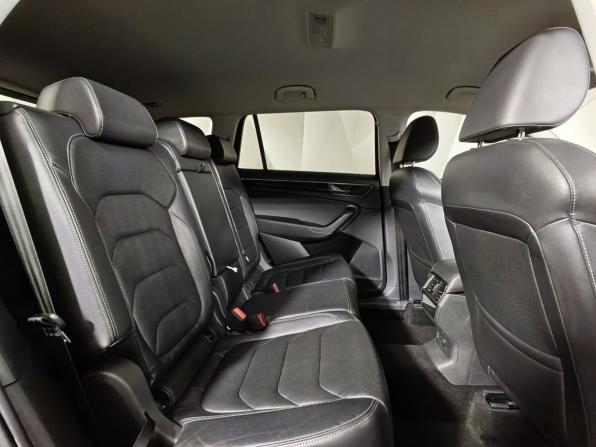 Skoda Kodiaq I с пробегом 2018 года, цена 2 095 000 рублей, 240626 км, внедорожник, Автокод Объявления