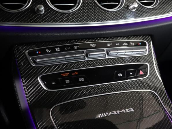 Mercedes-Benz E-Класс AMG V (W213) Рестайлинг с пробегом 2021 года, цена 8 999 000 рублей, 62970 км, седан, Автокод Объявления