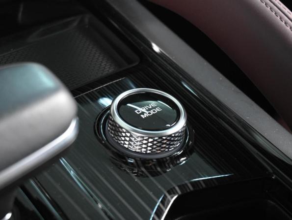 Geely Monjaro I с пробегом 2023 года, цена 3 199 000 рублей, 61053 км, внедорожник, Автокод Объявления