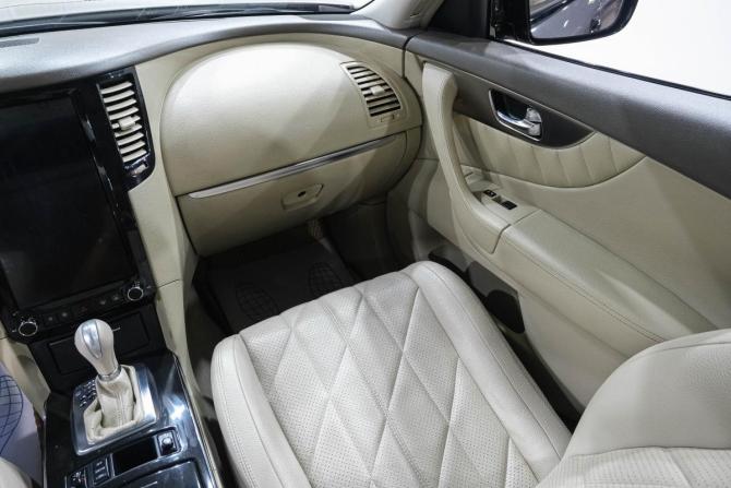 Infiniti FX II (S51) с пробегом 2009 года, цена 1 699 000 рублей, 277000 км, внедорожник, Автокод Объявления
