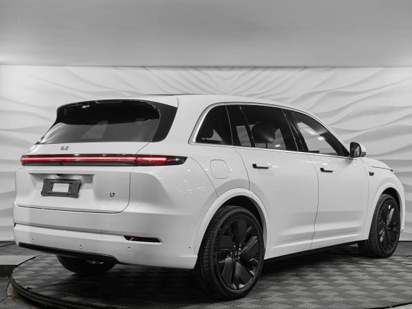 Новый Li Auto (Lixiang) L7 I Рестайлинг 2026 года, цена 10 690 000 рублей, внедорожник, Автокод Объявления