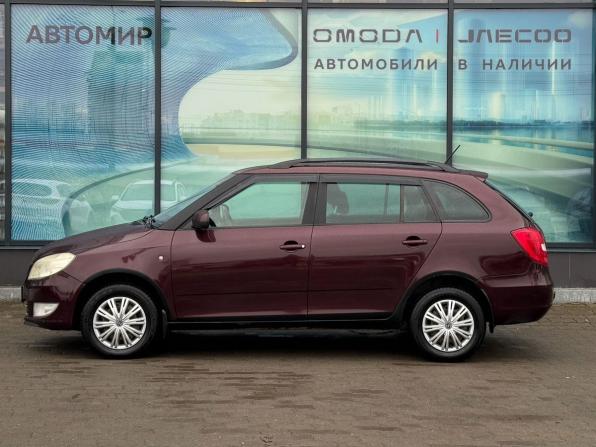 Skoda Fabia II Рестайлинг с пробегом 2012 года, цена 520 000 рублей, 237193 км, универсал, Автокод Объявления