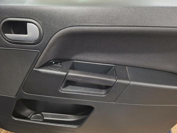 Ford Fusion I Рестайлинг с пробегом 2012 года, цена 575 000 рублей, 140646 км, хэтчбек, Автокод Объявления