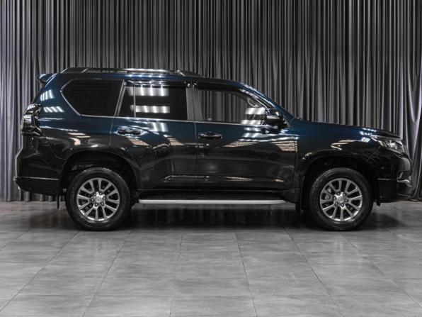 Toyota Land Cruiser Prado 150 Series Рестайлинг 2 с пробегом 2019 года, цена 5 189 000 рублей, 116427 км, внедорожник, Автокод Объявления