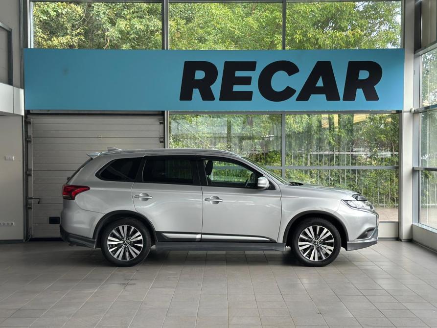 Mitsubishi Outlander III Рестайлинг 3 Санкт-Петербург  - изображение 6