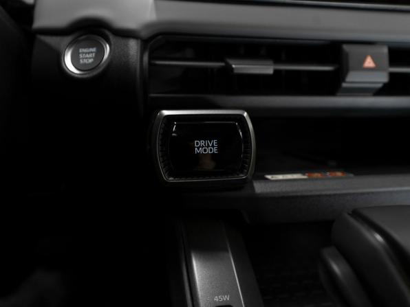 Toyota RAV4 VI (XA60) с пробегом 2026 года, цена 4 250 000 рублей, 50 км, внедорожник, Автокод Объявления