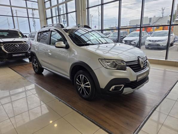 Renault Sandero II Рестайлинг с пробегом 2019 года, цена 1 109 000 рублей, 88988 км, хэтчбек, Автокод Объявления