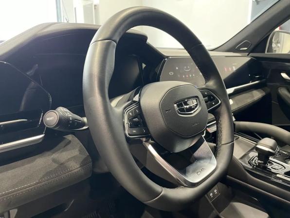 Geely Monjaro I с пробегом 2024 года, цена 3 499 000 рублей, 16969 км, внедорожник, Автокод Объявления