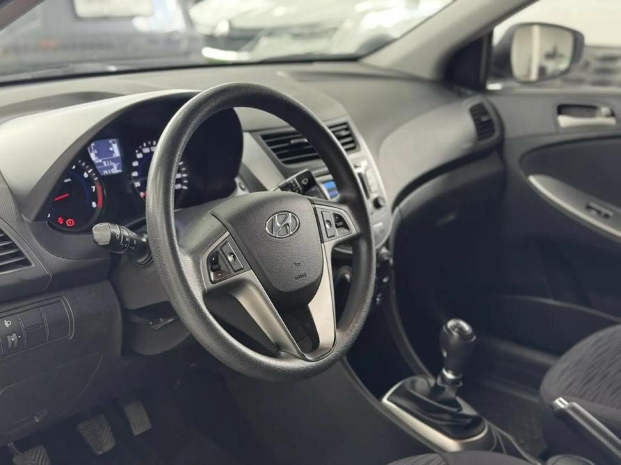 Hyundai Solaris I Рестайлинг Шахты  - изображение 12