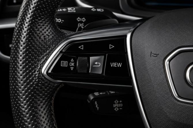 Hyundai Santa Fe IV Рестайлинг с пробегом 2020 года, цена 3 859 000 рублей, 76000 км, внедорожник, Автокод Объявления