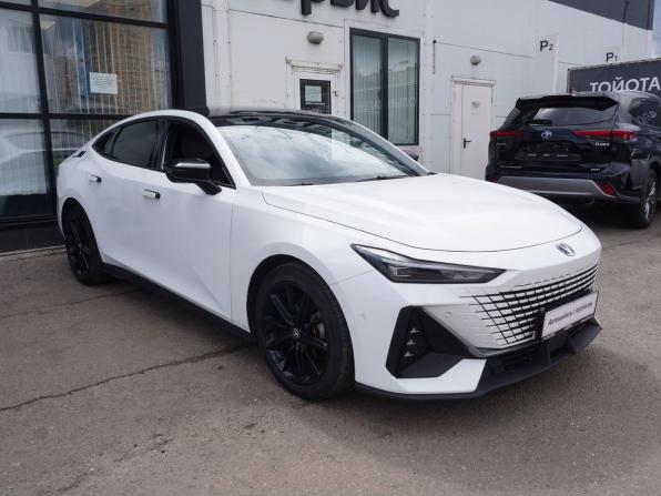 Changan UNI-V I с пробегом 2023 года, цена 2 293 000 рублей, 65400 км, лифтбек, Автокод Объявления