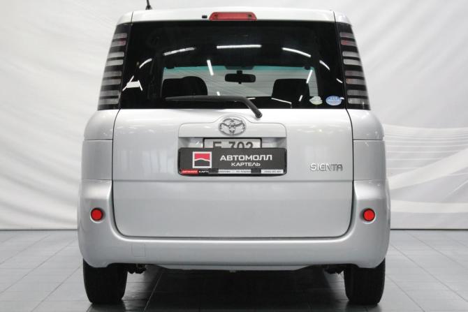 Toyota Sienta I с пробегом 2005 года, цена 555 000 рублей, 260167 км, минивэн, Автокод Объявления