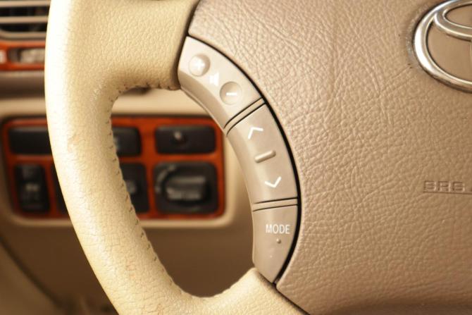 Toyota Land Cruiser 100 Series Рестайлинг 1 с пробегом 2003 года, цена 2 129 000 рублей, 530000 км, внедорожник, Автокод Объявления