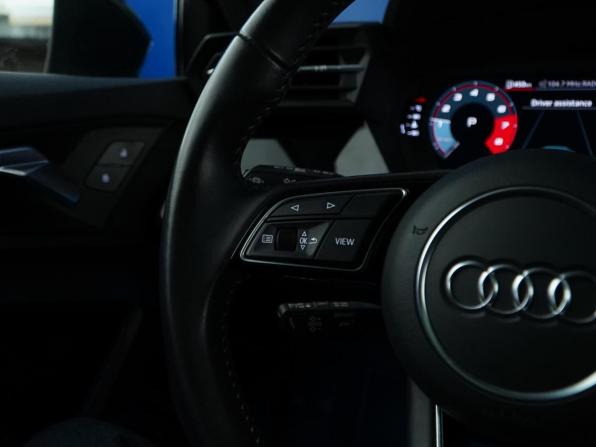 Audi A3 IV (8Y) с пробегом 2022 года, цена 2 957 444 рубля, 52444 км, седан, Автокод Объявления