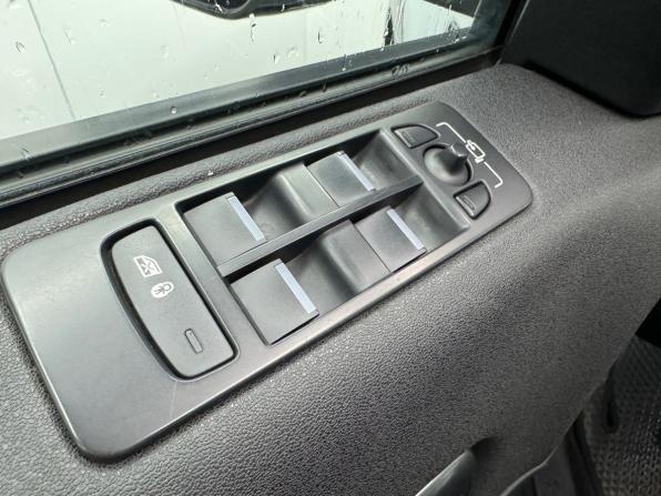 Land Rover Discovery Sport I с пробегом 2017 года, цена 1 930 000 рублей, 178690 км, внедорожник, Автокод Объявления