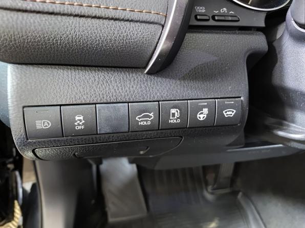 Toyota Camry VIII (XV70) с пробегом 2019 года, цена 2 630 000 рублей, 90000 км, седан, Автокод Объявления