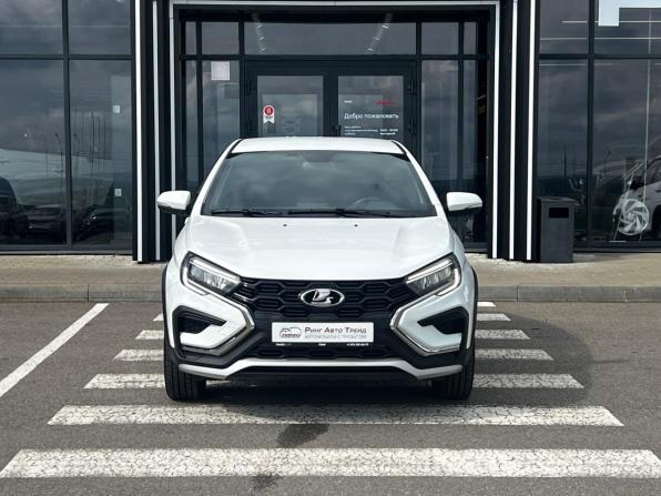 Lada (ВАЗ) Vesta I Рестайлинг (NG) с пробегом 2023 года, цена 1 351 000 рублей, 27000 км, седан, Автокод Объявления