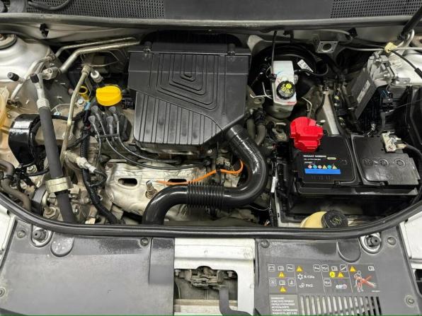 Renault Sandero II Рестайлинг с пробегом 2018 года, цена 1 079 520 рублей, 77946 км, хэтчбек, Автокод Объявления