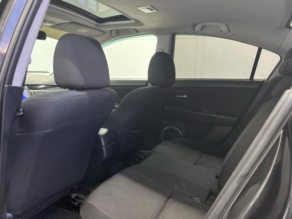 Mazda 3 I (BK) Рестайлинг с пробегом 2007 года, цена 639 000 рублей, 205599 км, седан, Автокод Объявления
