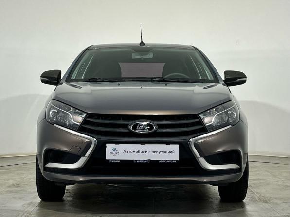 Lada (ВАЗ) Vesta I с пробегом 2018 года, цена 811 000 рублей, 93436 км, седан, Автокод Объявления