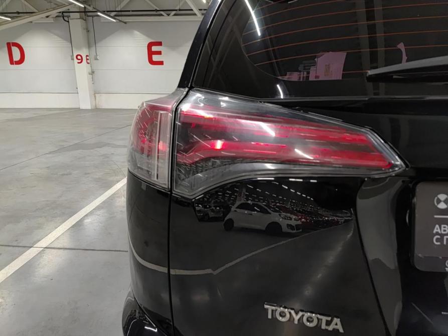 Toyota RAV4 IV (XA40) Рестайлинг Казань  - изображение 11
