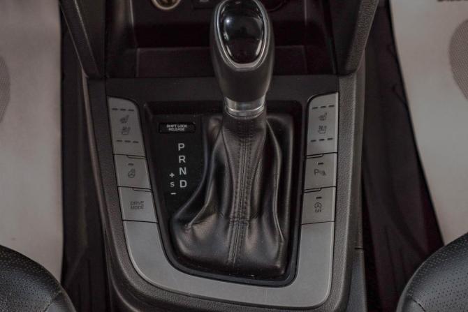 Hyundai Avante VI Рестайлинг с пробегом 2019 года, цена 1 549 000 рублей, 89000 км, седан, Автокод Объявления