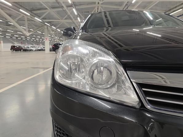Opel Astra H Рестайлинг с пробегом 2014 года, цена 1 070 000 рублей, 74107 км, седан, Автокод Объявления