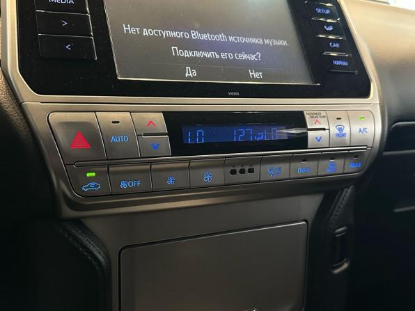 Toyota Land Cruiser Prado 150 Series Рестайлинг 2 с пробегом 2018 года, цена 4 449 000 рублей, 145799 км, внедорожник, Автокод Объявления