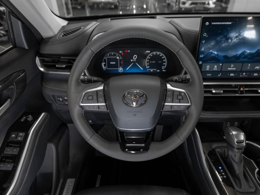 Toyota Highlander IV (XU70) Москва  - изображение 11