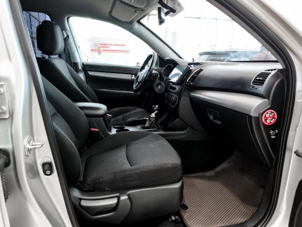 Kia Sorento II Рестайлинг с пробегом 2012 года, цена 1 350 000 рублей, 195479 км, внедорожник, Автокод Объявления