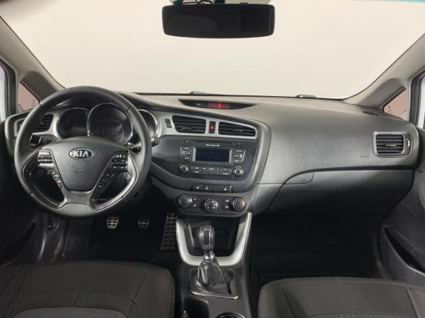 Kia Ceed II с пробегом 2012 года, цена 785 000 рублей, 266000 км, универсал, Автокод Объявления