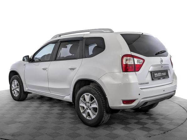 Nissan Terrano III (D10) с пробегом 2020 года, цена 1 330 000 рублей, 113505 км, внедорожник, Автокод Объявления