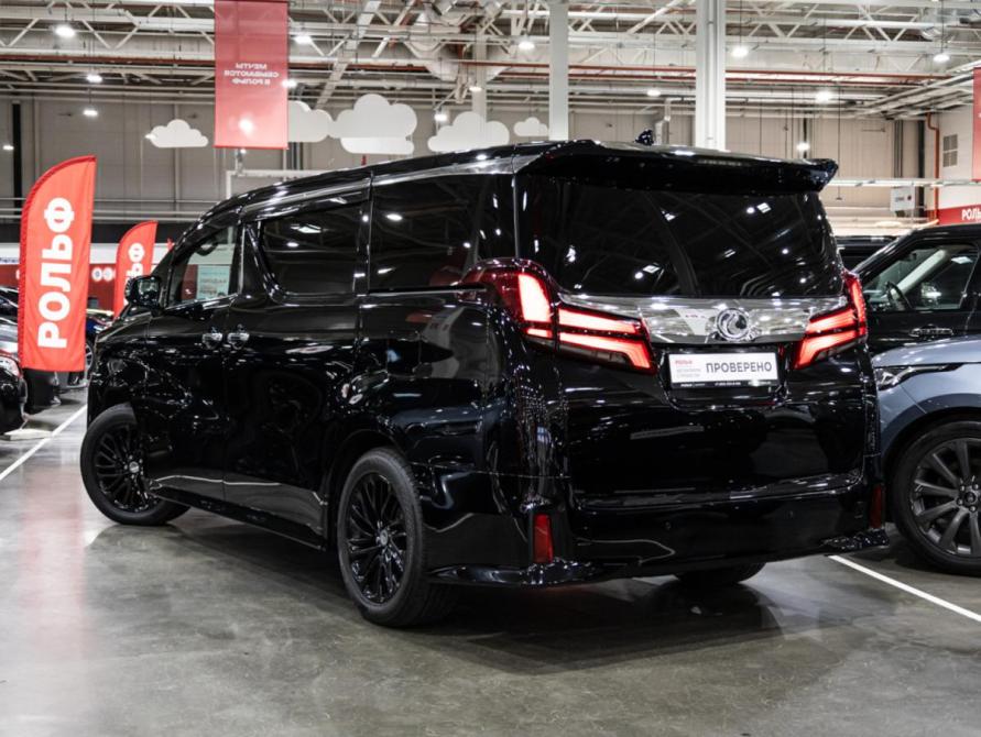 Toyota Alphard III Рестайлинг Санкт-Петербург  - изображение 10