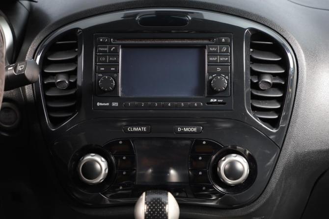 Nissan Juke I с пробегом 2011 года, цена 1 199 000 рублей, 200002 км, внедорожник, Автокод Объявления
