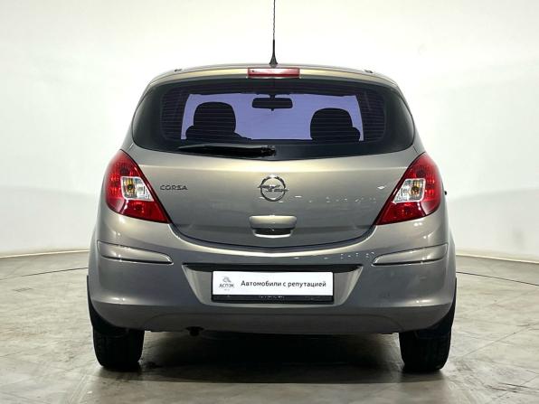 Opel Corsa D Рестайлинг II с пробегом 2013 года, цена 600 000 рублей, 76970 км, хэтчбек, Автокод Объявления