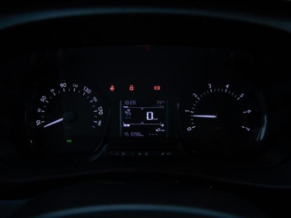 Peugeot Expert III с пробегом 2020 года, цена 1 999 000 рублей, 151094 км, фургон, Автокод Объявления