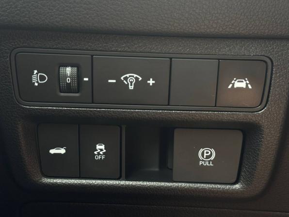 Hyundai Sonata VIII (DN8) с пробегом 2022 года, цена 2 869 000 рублей, 67412 км, седан, Автокод Объявления
