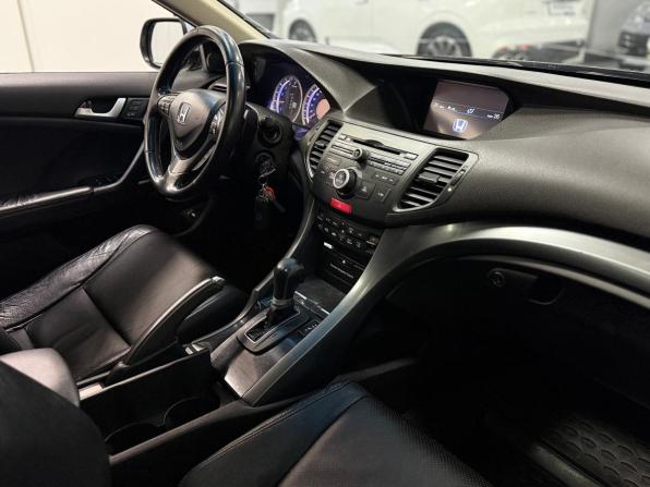 Honda Accord VIII Рестайлинг с пробегом 2011 года, цена 1 248 000 рублей, 170000 км, седан, Автокод Объявления