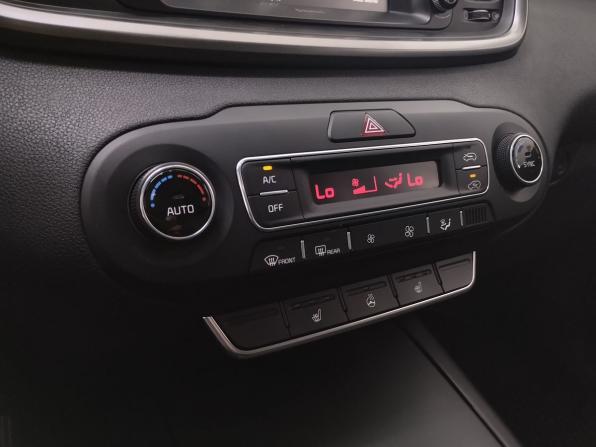 Kia Sorento III Prime Рестайлинг с пробегом 2018 года, цена 2 460 000 рублей, 84888 км, внедорожник, Автокод Объявления