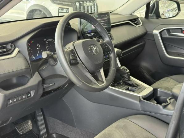 Toyota RAV4 V (XA50) с пробегом 2024 года, цена 3 900 000 рублей, 30154 км, внедорожник, Автокод Объявления