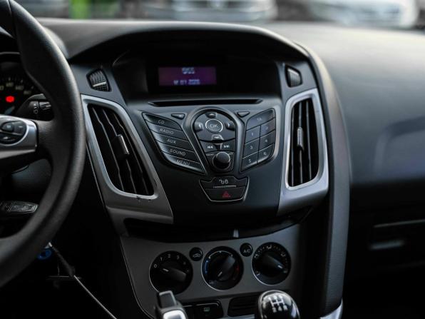 Ford Focus III с пробегом 2012 года, цена 590 000 рублей, 210553 км, седан, Автокод Объявления