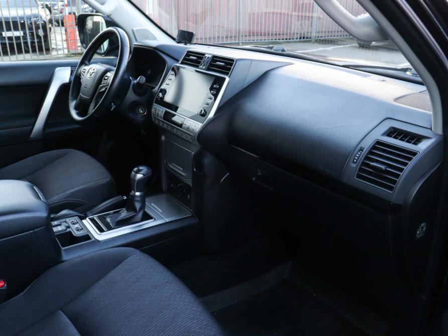 Toyota Land Cruiser Prado 150 Series Рестайлинг 3 Химки  - изображение 8