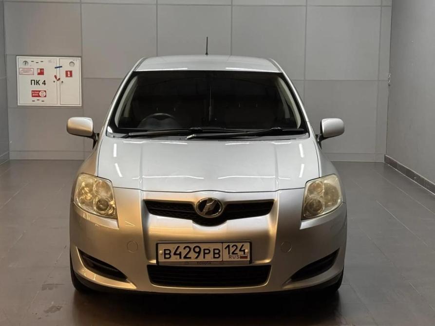 Toyota Auris I Красноярск  - изображение 2