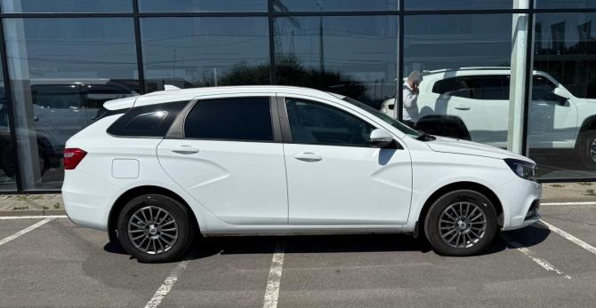 Lada (ВАЗ) Vesta I с пробегом 2021 года, цена 1 195 000 рублей, 102137 км, универсал, Автокод Объявления
