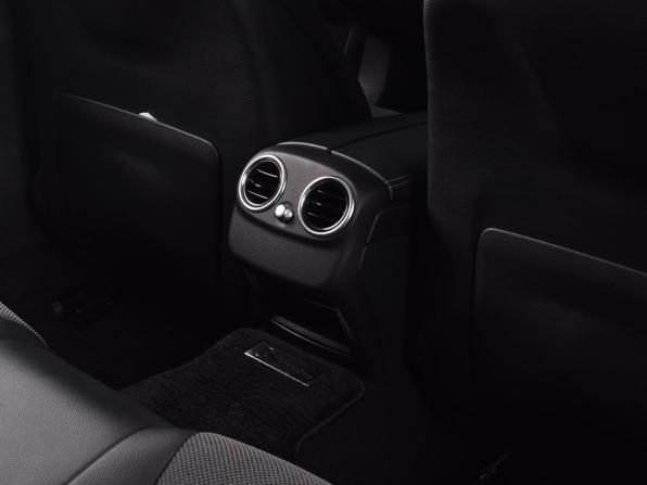 Mercedes-Benz C-Класс IV (W205) с пробегом 2015 года, цена 1 909 995 рублей, 58812 км, седан, Автокод Объявления
