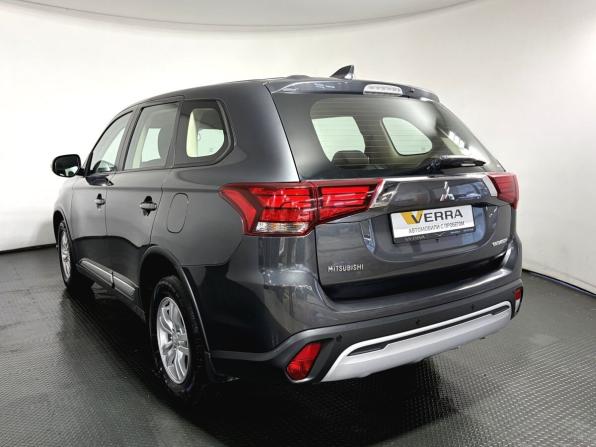 Mitsubishi Outlander III Рестайлинг 3 с пробегом 2019 года, цена 2 100 000 рублей, 118418 км, внедорожник, Автокод Объявления